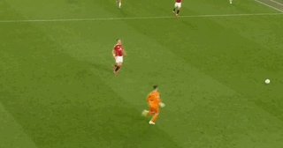 黄金甲体育-【欧联】芒特双响霍伊伦破门，曼联总比分7比1进决赛