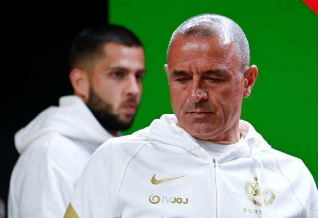 黄金甲体育官方网站-那不勒斯换帅：斯洛伐克队主帅来做4个月兼职