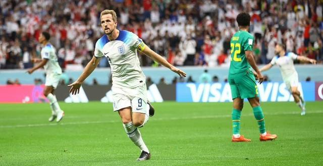 1670189242088044332.jpg 黄金甲体育-南门:年轻人进步惊人 福登:贝林厄姆将成世界最佳