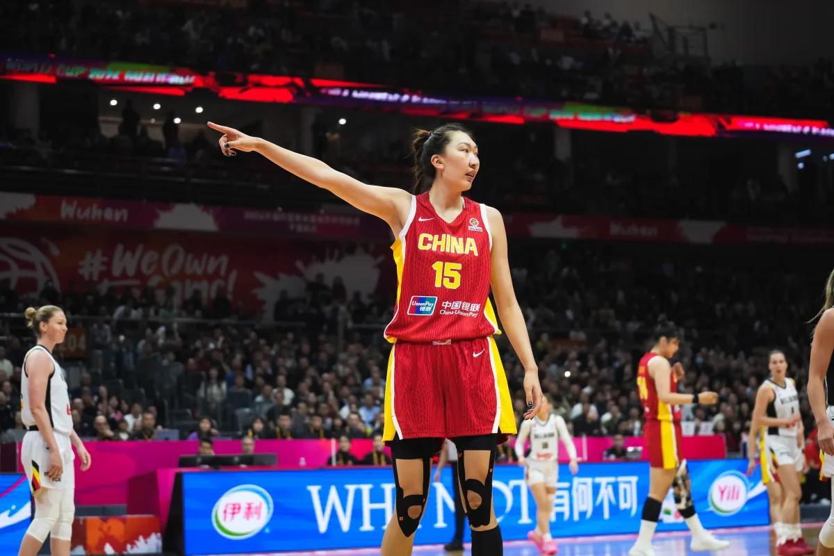 黄金甲体育-全力冲击WNBA!中国女篮2米07王牌新目标确定:与李月汝同闪耀?