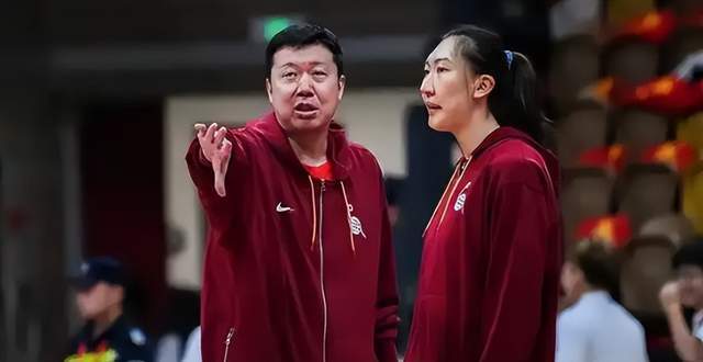 黄金甲体育官网-李月汝哽咽，宫鲁鸣下课？新帅锁定1人，曾亚运夺冠，王治郅辅佐