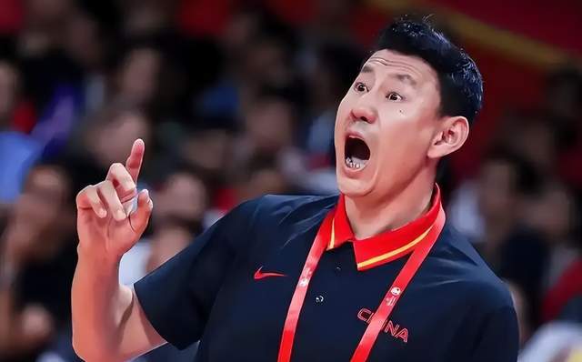 黄金甲体育官网-李月汝哽咽，宫鲁鸣下课？新帅锁定1人，曾亚运夺冠，王治郅辅佐